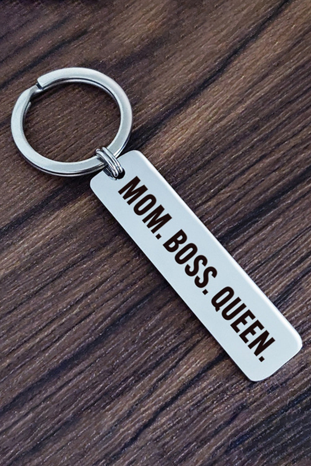 White MOM BOSS QUEEN Keyring